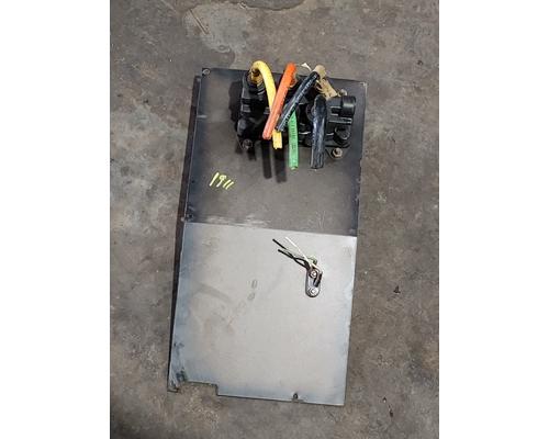 INTERNATIONAL 8100 Dash Panel