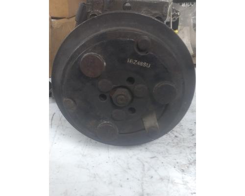 INTERNATIONAL 8600 AC Compressor