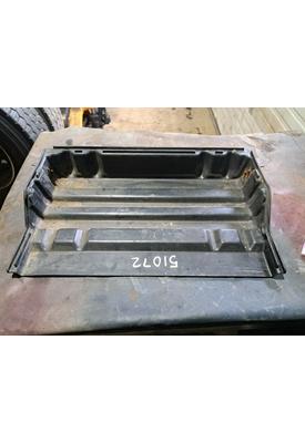 INTERNATIONAL 8600 Battery Box Cover