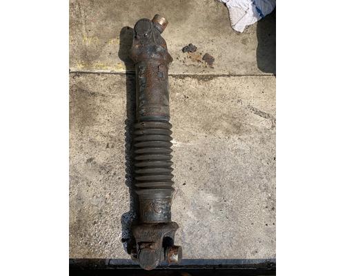 INTERNATIONAL 8600 Drive Shaft, Rear