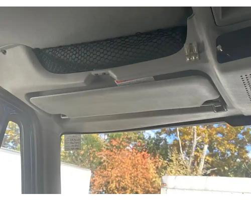  International 8600 Visor #