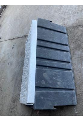 INTERNATIONAL 9200I Battery Box Cover