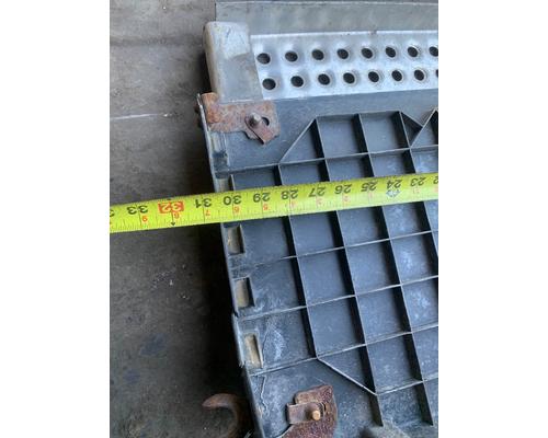 INTERNATIONAL 9200I Battery Box Cover