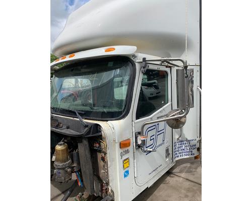 INTERNATIONAL 9200I Cab