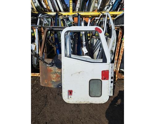 INTERNATIONAL 9200I Door Assembly, Front