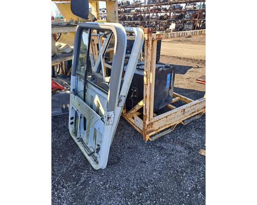 INTERNATIONAL 9200I Door Assembly, Front