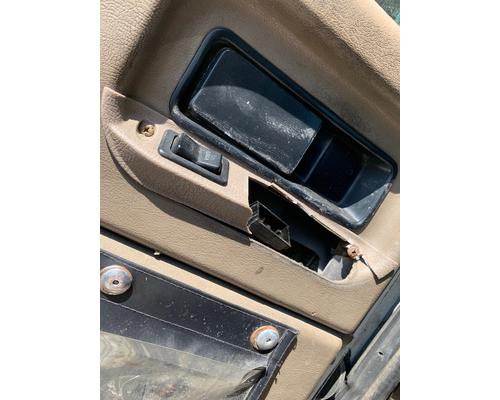 INTERNATIONAL 9200I Door Assembly, Front