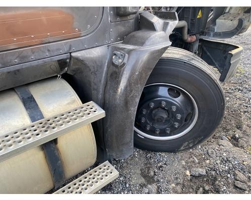  International 9200I Fender Extension #