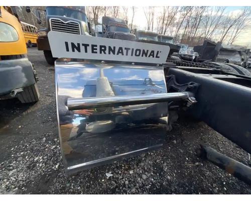 international-9200i-fender #1337353