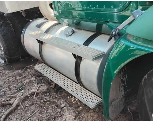  International 9200I Fuel Tank #