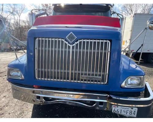  International 9200I Hood #