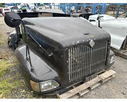  International 9200I Hood #