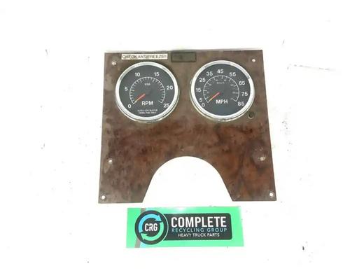  International 9200I Instrument Cluster #