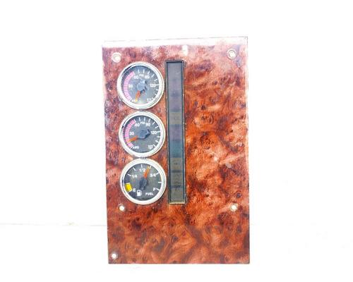  International 9200I Instrument Cluster #