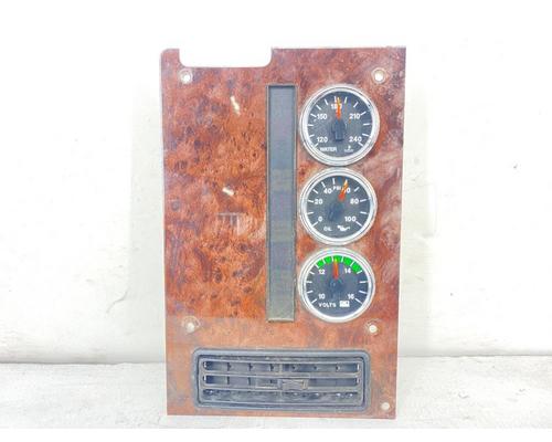  International 9200I Instrument Cluster #