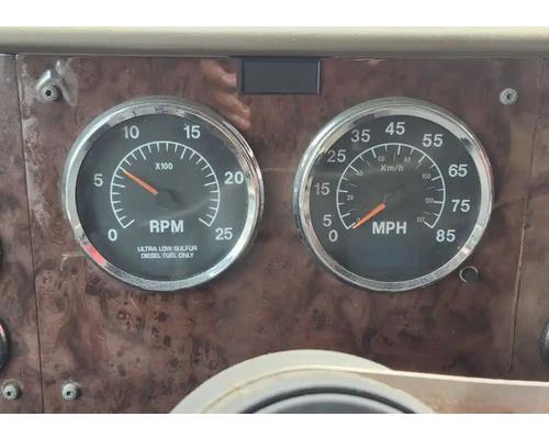  International 9200I Instrument Cluster #