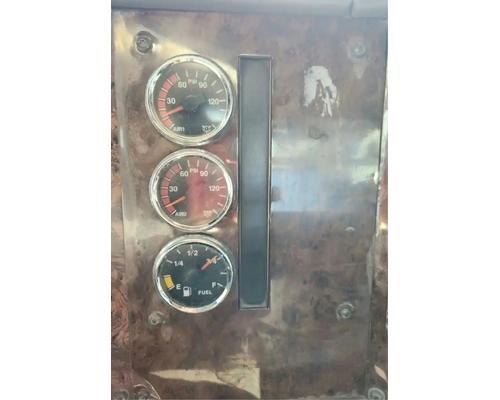  International 9200I Instrument Cluster #