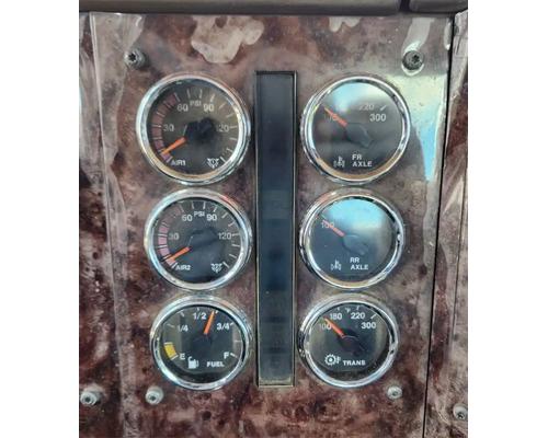  International 9200I Instrument Cluster #