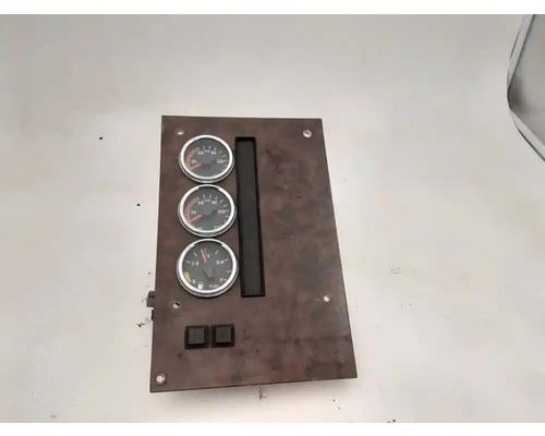  International 9200I Instrument Cluster #