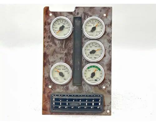  International 9200I Instrument Cluster #