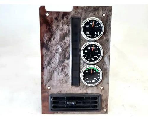 International 9200I Instrument Cluster #