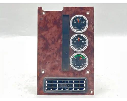  International 9200I Instrument Cluster #
