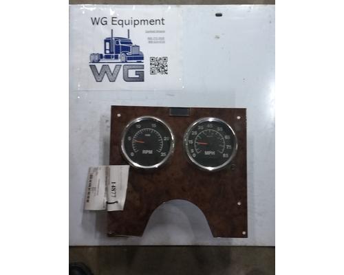 INTERNATIONAL 9200I Instrument Cluster