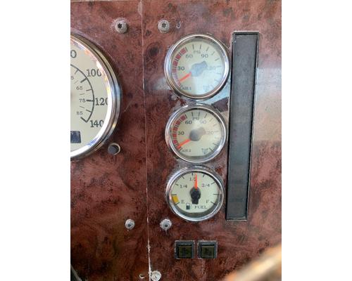 INTERNATIONAL 9200I Instrument Cluster