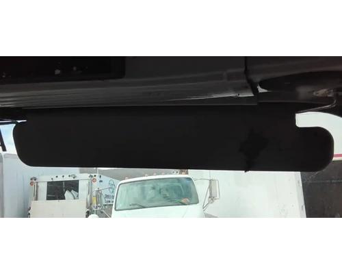  International 9200I Visor #