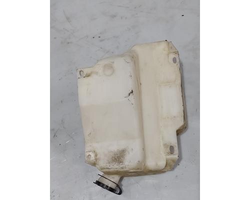INTERNATIONAL 9200I Windshield Washer Reservoir