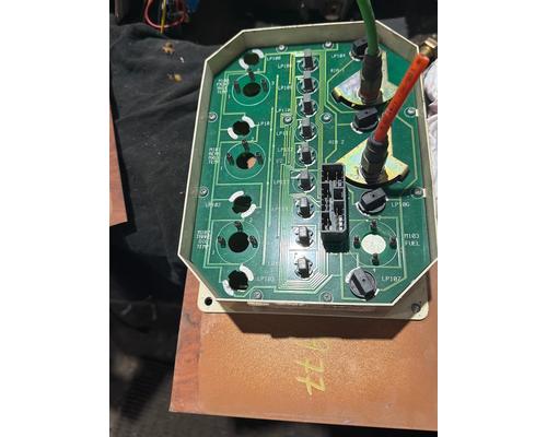 INTERNATIONAL 9200 Dash Panel