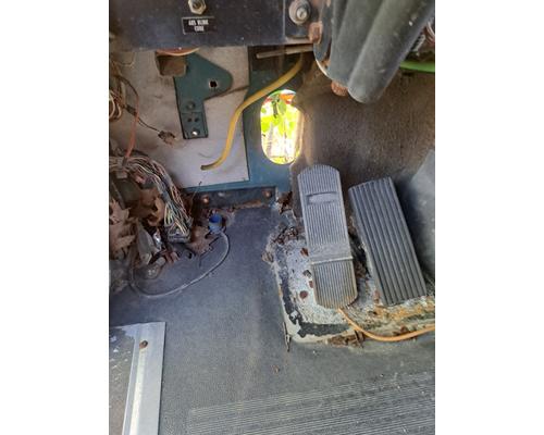 INTERNATIONAL 9400I Cab or Cab Mount