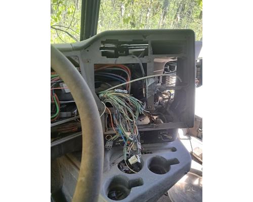 INTERNATIONAL 9400I Cab or Cab Mount