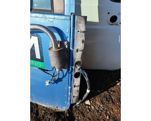 INTERNATIONAL 9400I Door Assembly, Front