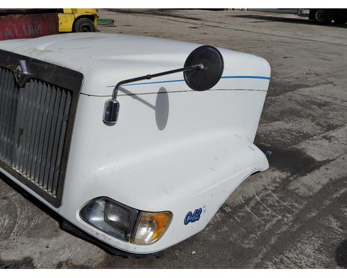 INTERNATIONAL 9400I Hood