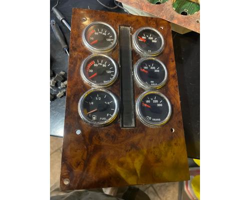 INTERNATIONAL 9400I Instrument Cluster