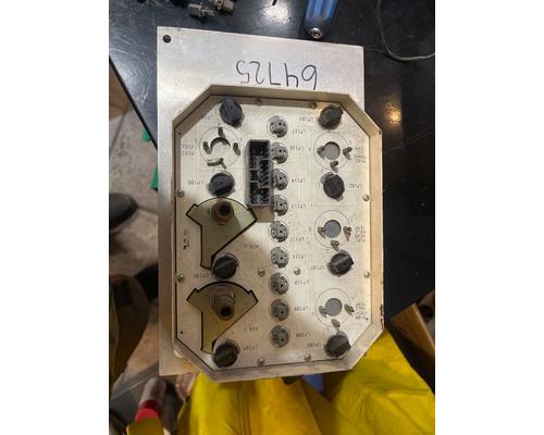 INTERNATIONAL 9400I Instrument Cluster