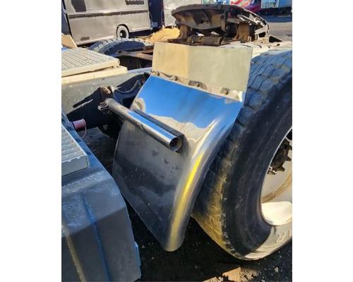 international-9400-fender #1341267