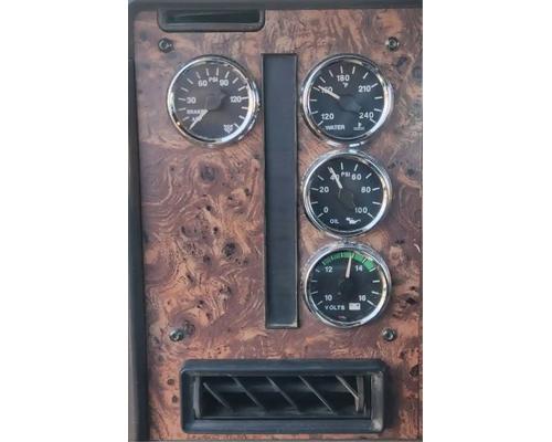  International 9400 Instrument Cluster #