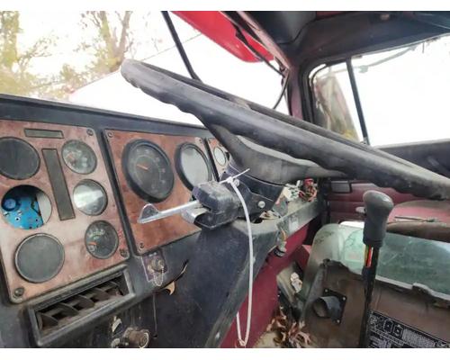  International 9400 Steering Column #