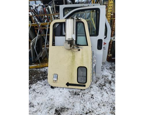 INTERNATIONAL 9700 Door Assembly, Front