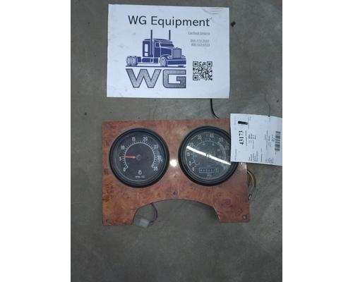 INTERNATIONAL 9700 Instrument Cluster