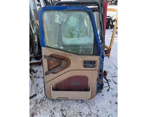 INTERNATIONAL 9900I Door Assembly, Front