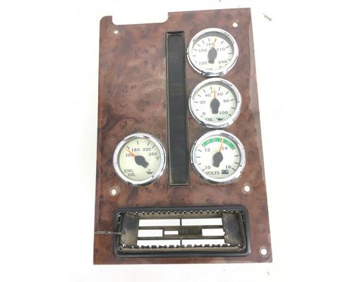  International 9900I Instrument Cluster #