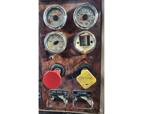  International 9900I Instrument Cluster #