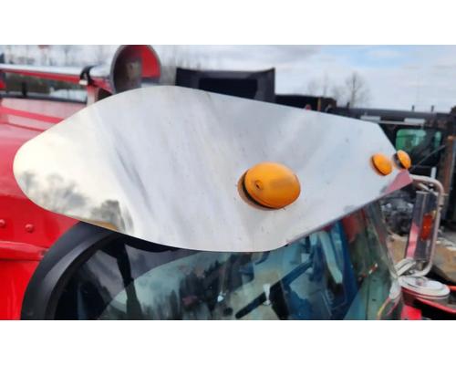  International 9900I Visor #