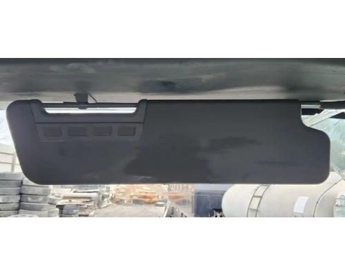  International CT660 Visor #