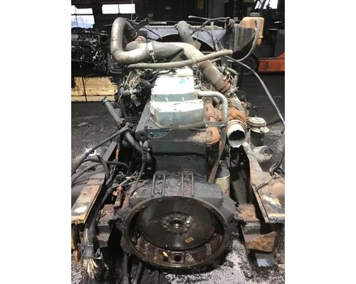 INTERNATIONAL DT 466E Engine Assembly