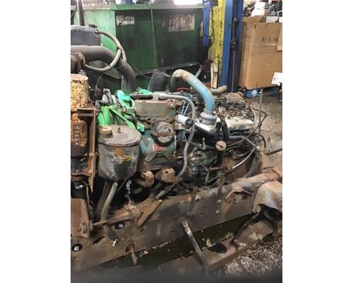 INTERNATIONAL DT 466M Engine Assembly