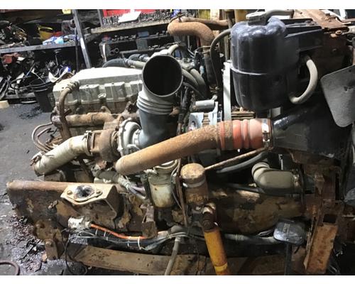 INTERNATIONAL DT 530E Engine Assembly